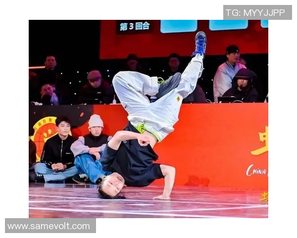 重庆街舞队如何通过快攻革新引领街舞新潮流与文化变革