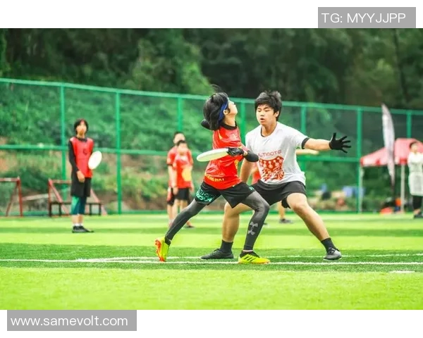 飞盘世界的追逐与梦想刘芳分享她的飞盘生涯故事与感悟 飞盘世界的追逐与梦想刘芳分享她的飞盘生涯故事与感悟
