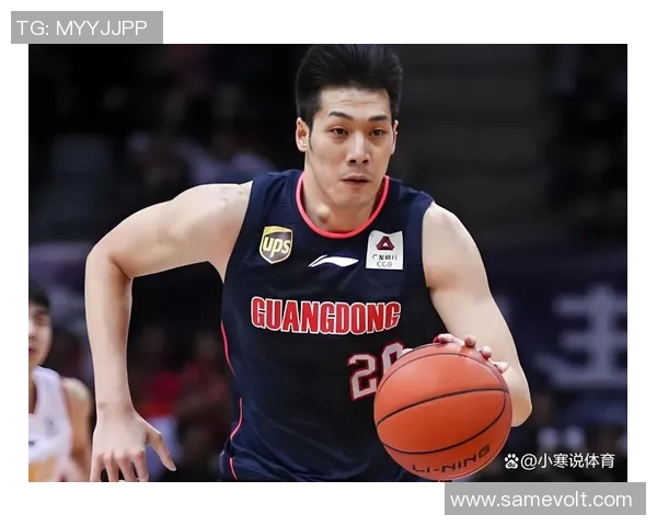 任骏飞在CBA赛场的崛起与挑战展现篮球运动员的拼搏精神与团队合作的重要性