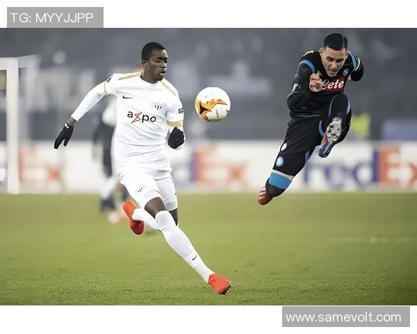 伯德闪耀与莫尔德的精彩对决揭示了足球战术的博弈与球员的非凡表现