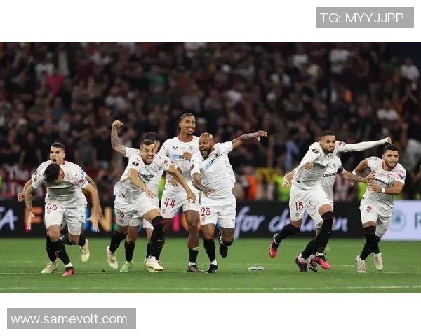 体育比赛的VS对决解析与战术分析让我们一起探讨竞技场上的精彩瞬间与策略博弈