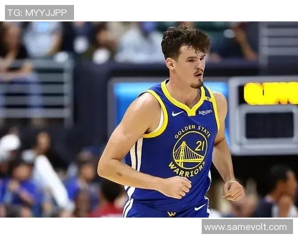 勇士与公牛激战1月21日赛场谁能在这场对决中笑到最后