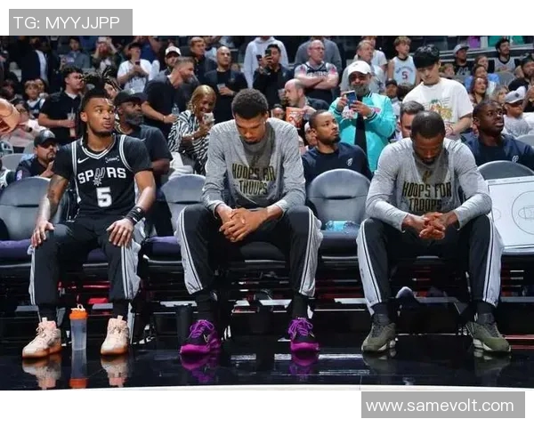 哈里森巴恩斯：从新秀到全能球员的成长之路与篮球智慧