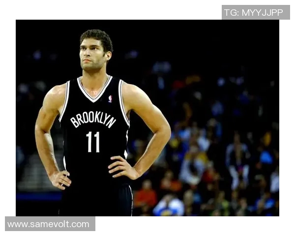 布鲁克洛佩斯:从篮筐守护者到全能得分手的华丽转身 布鲁克洛佩斯:从篮筐守护者到全能得分手的华丽转身