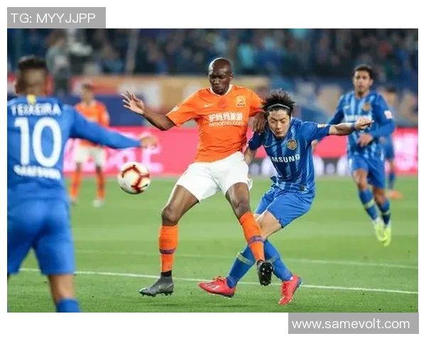 武汉卓尔迎战江苏队全力争胜展现球队实力与拼搏精神