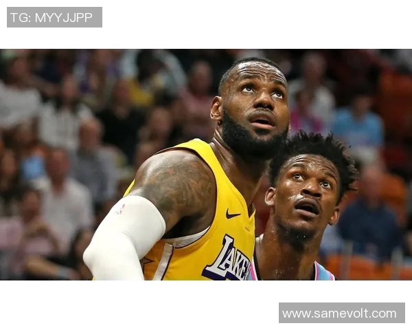 热火与湖人精彩对决直播回顾雨中激情瞬间分享