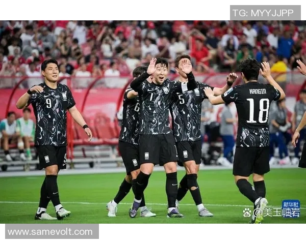 加克波引领新时代足球潮流展现年轻球员的无限潜力与激情